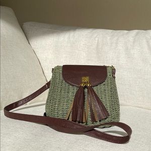 Crossbody bag
